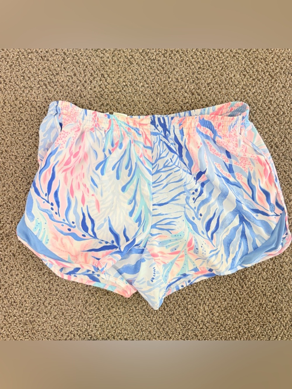 Lilly Pulitzer Luxletic Shorts - Pink & Blue size small solo Indonesia ocean